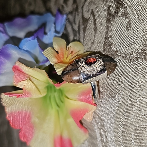 New Sterling Silver Chiastolite and garnet ring Size 9 - Picture 3 of 15